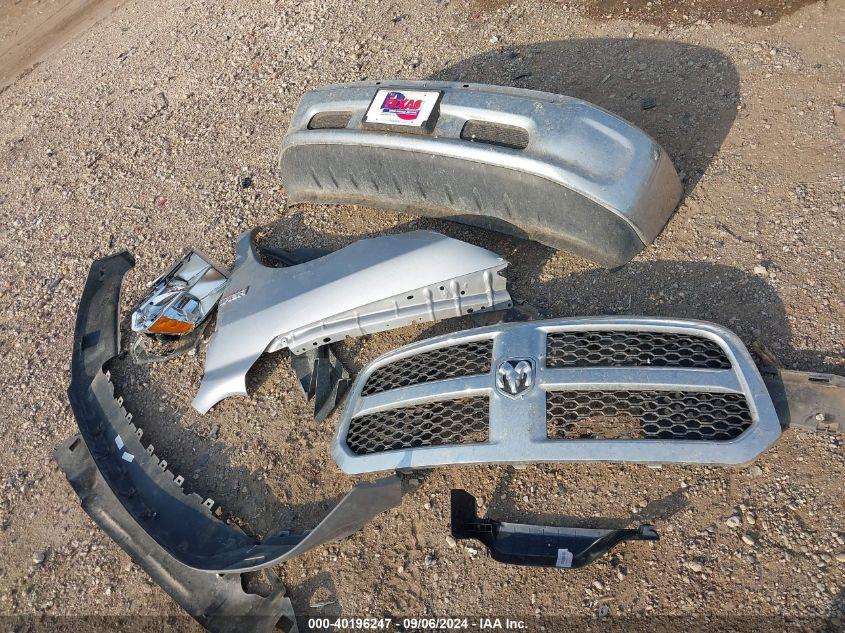 RAM 1500 CLASSIC TRADESMAN QUAD CAB 4X2 6'4 BOX 2020