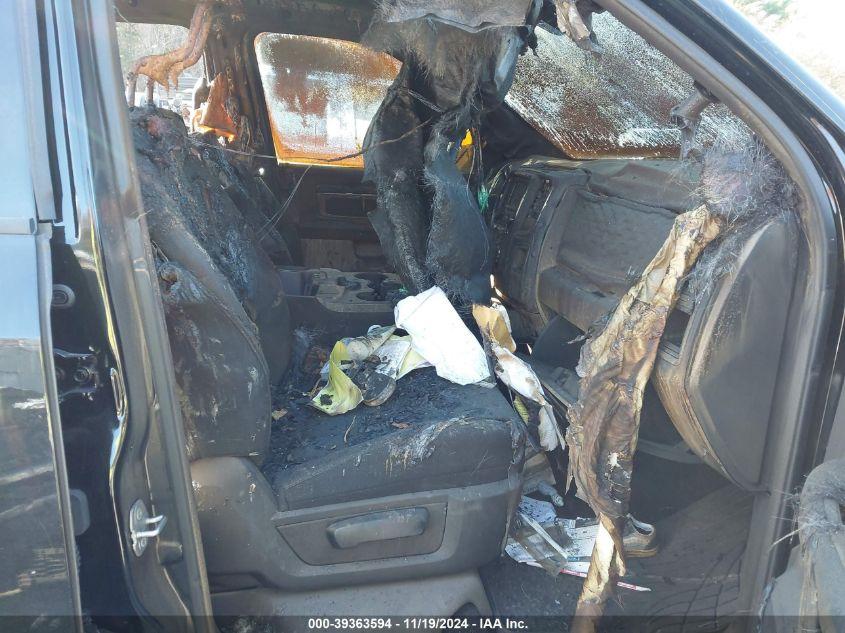 RAM 1500 CLASSIC WARLOCK QUAD CAB 4X4 6'4 BOX 2021