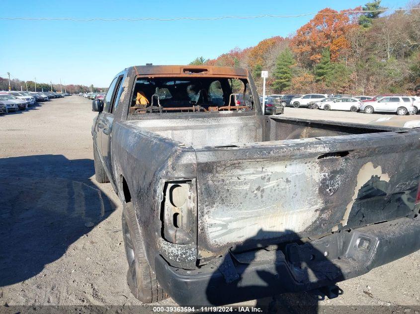 RAM 1500 CLASSIC WARLOCK QUAD CAB 4X4 6'4 BOX 2021