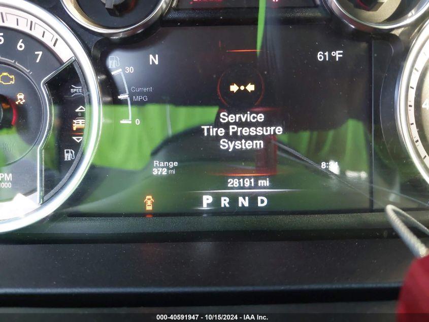 RAM 1500 CLASSIC WARLOCK  4X4 5'7 BOX 2023