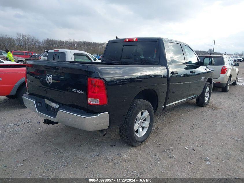RAM 1500 CLASSIC SLT  4X4 5'7 BOX 2023