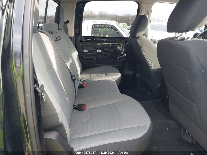 RAM 1500 CLASSIC SLT  4X4 5'7 BOX 2023