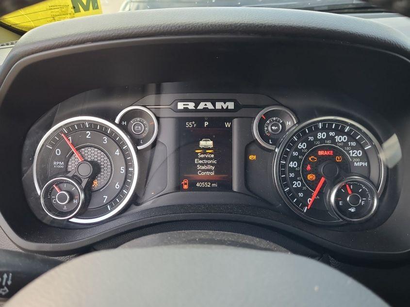 RAM 1500 BIG HORN  4X4 5'7 BOX 2022