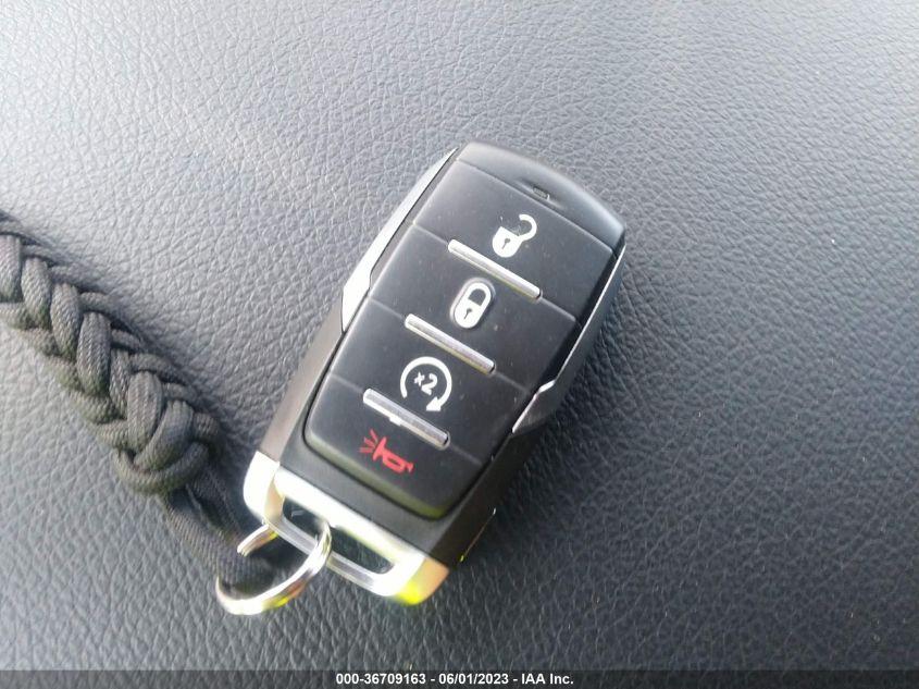 RAM 1500 BIG HORN 2023