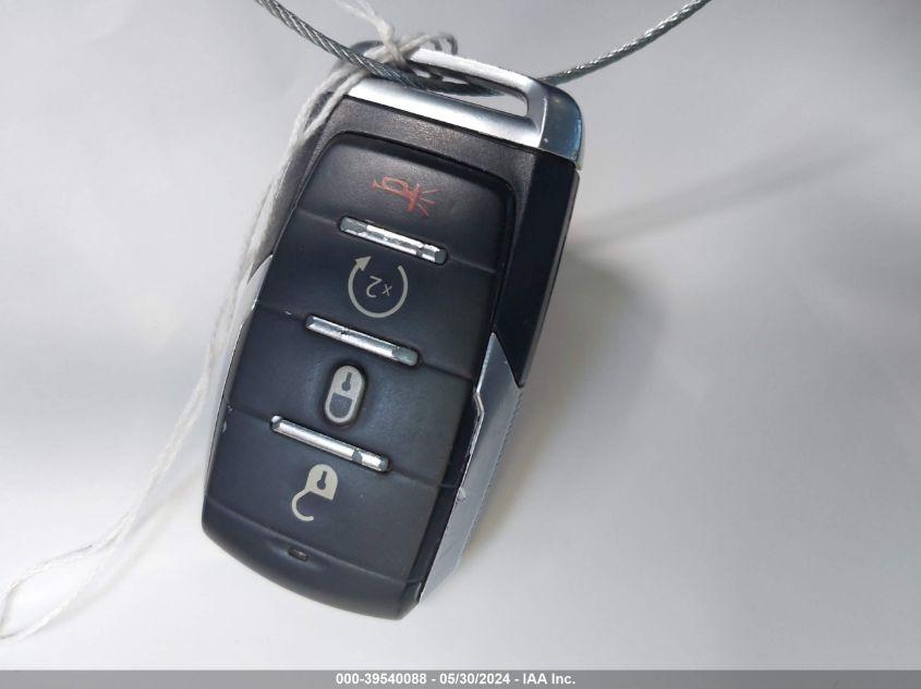 RAM 1500 BIG HORN QUAD CAB 4X4 6'4 BOX 2021