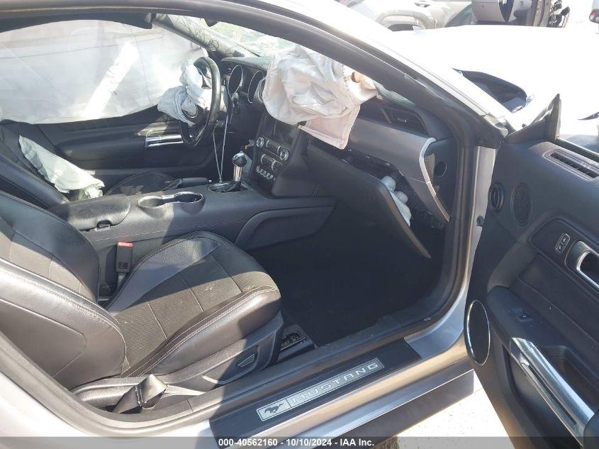 FORD MUSTANG ECOBOOST PREMIUM 2020