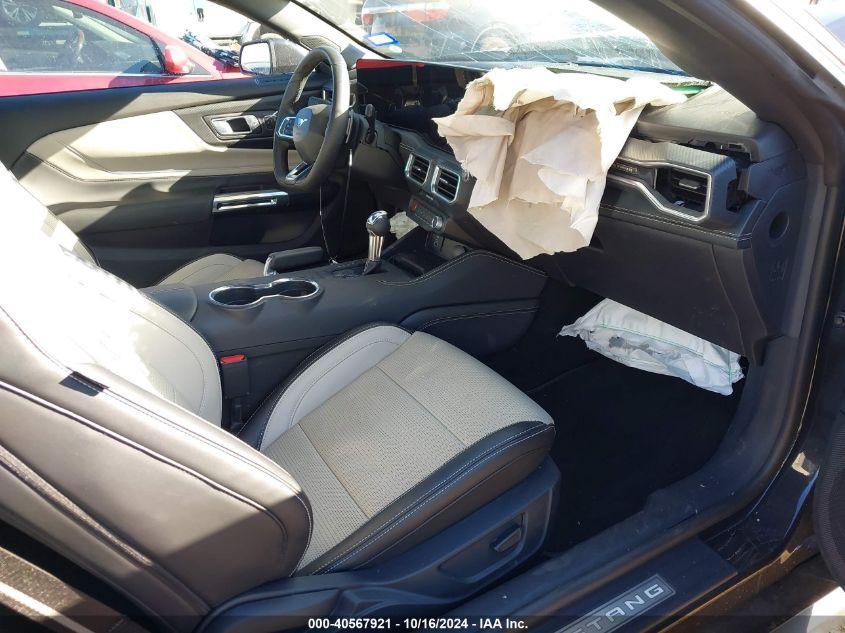 FORD MUSTANG ECOBOOST PREMIUM FASTBACK 2024