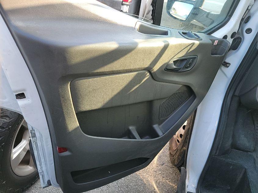 FORD TRANSIT-350 CAB  2020