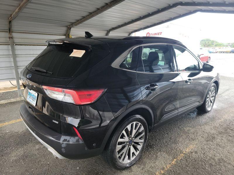 FORD ESCAPE TITANIUM HYBRID 2020