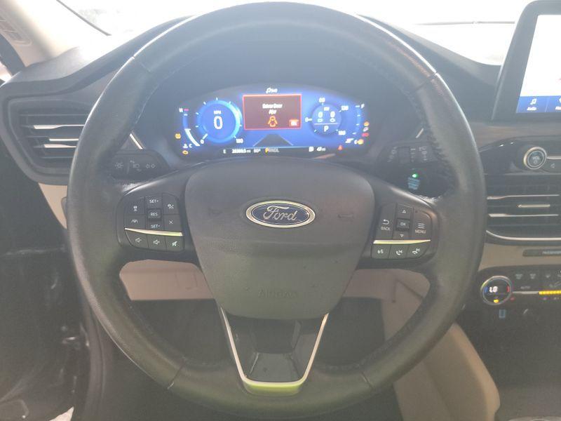 FORD ESCAPE TITANIUM HYBRID 2020