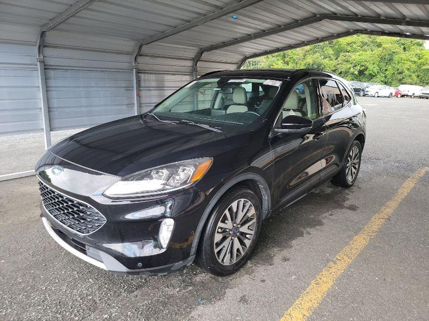 FORD ESCAPE TITANIUM HYBRID 2020