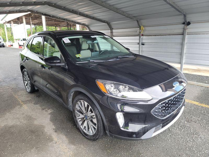 FORD ESCAPE TITANIUM HYBRID 2020