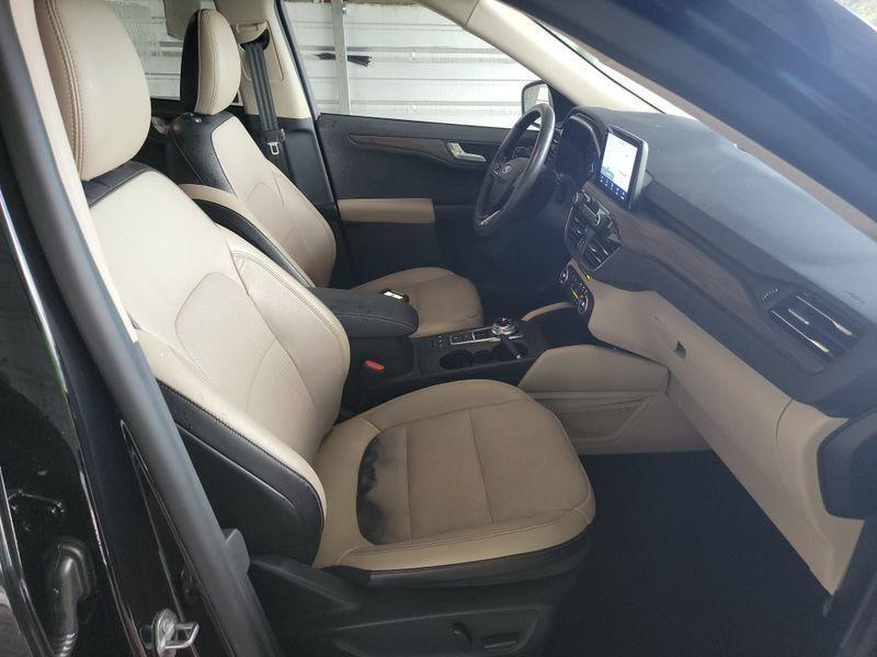 FORD ESCAPE TITANIUM HYBRID 2020