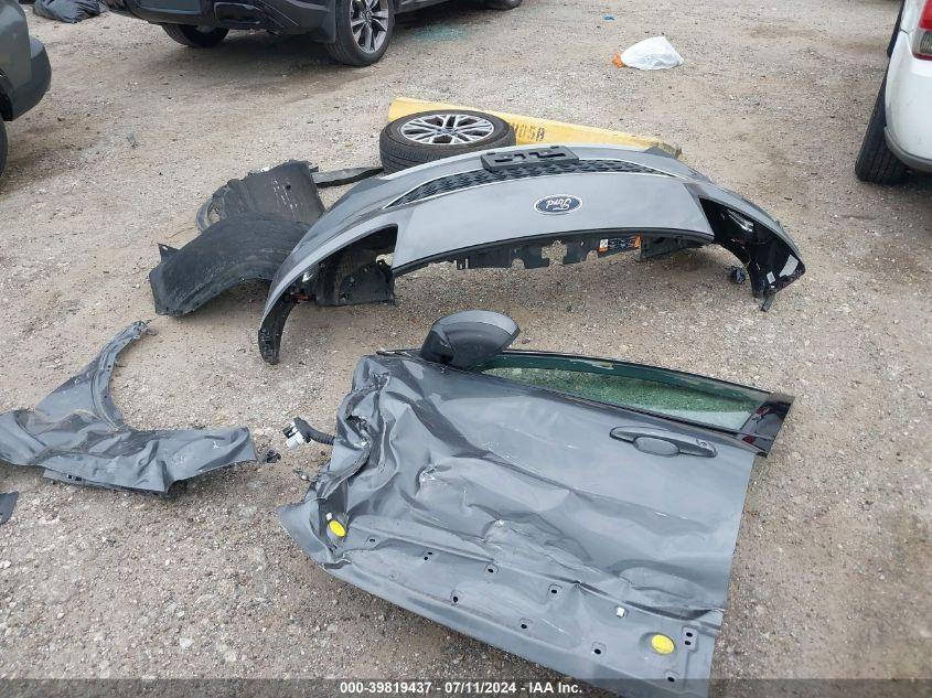 FORD ESCAPE SEL 2022