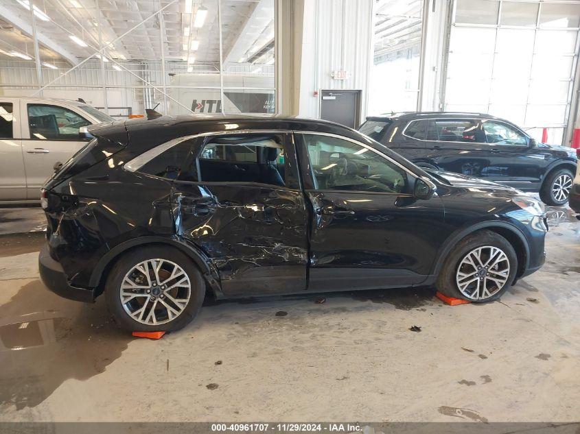 FORD ESCAPE SEL 2020