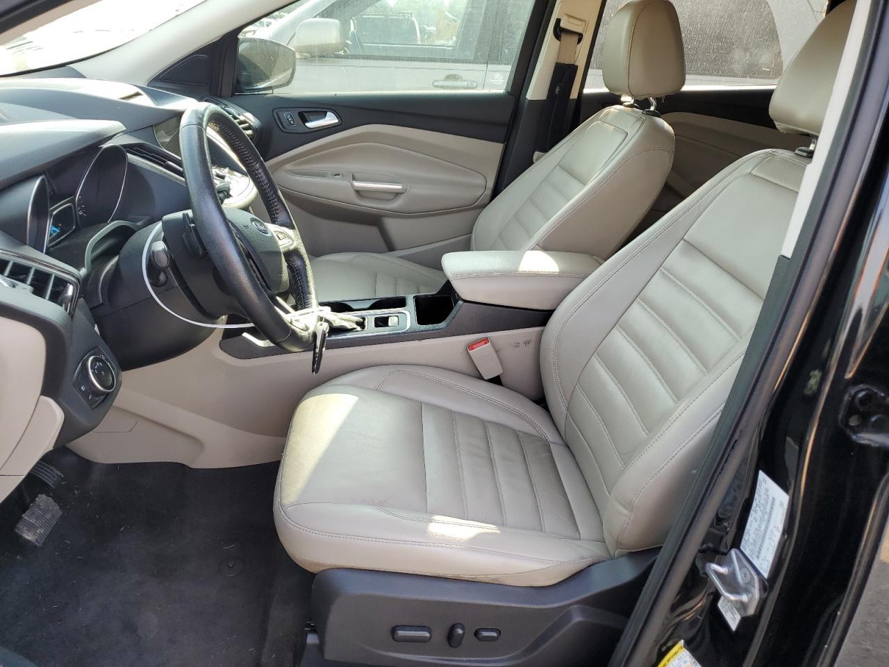 FORD ESCAPE TIT 2017