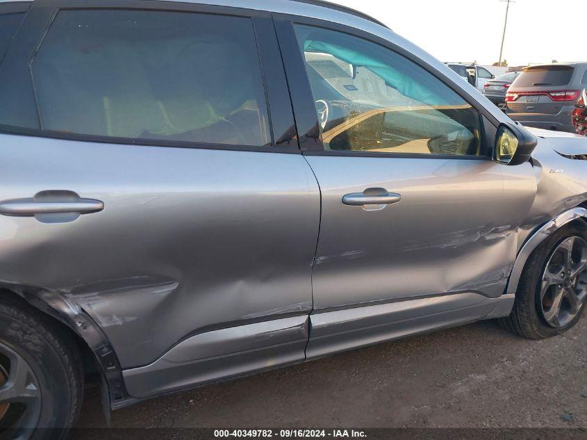 FORD ESCAPE ST-LINE 2023