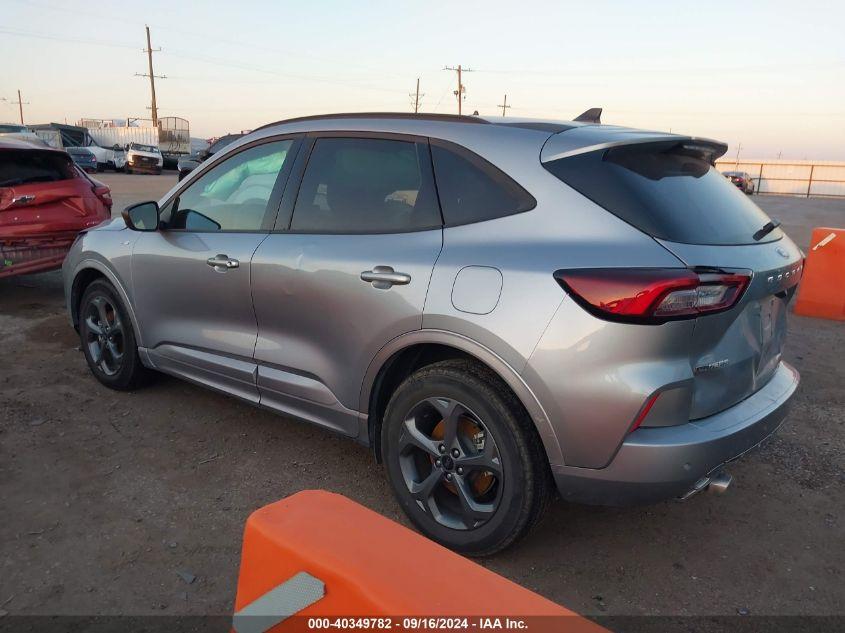 FORD ESCAPE ST-LINE 2023