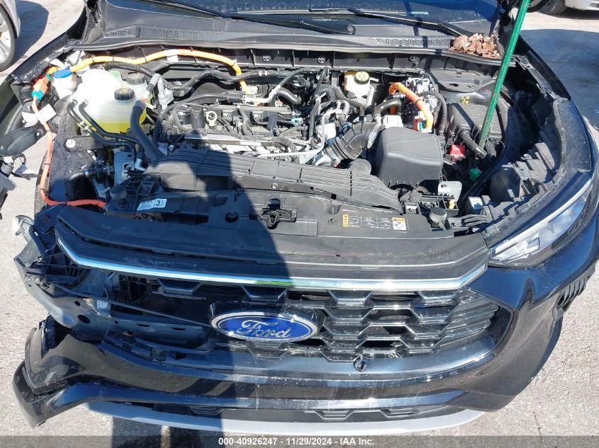 FORD ESCAPE ST-LINE 2024