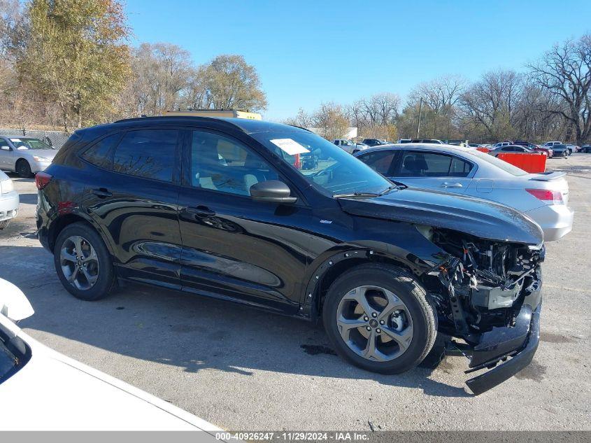 FORD ESCAPE ST-LINE 2024