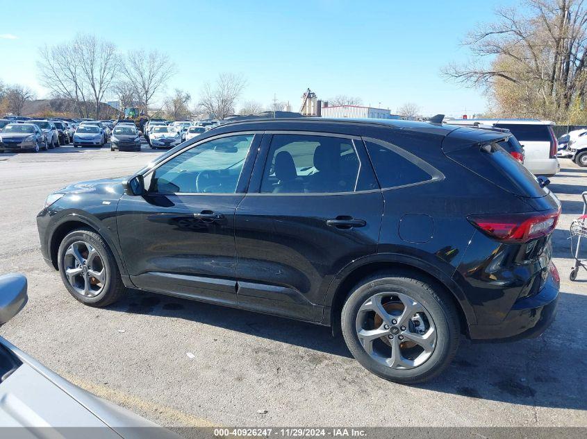 FORD ESCAPE ST-LINE 2024