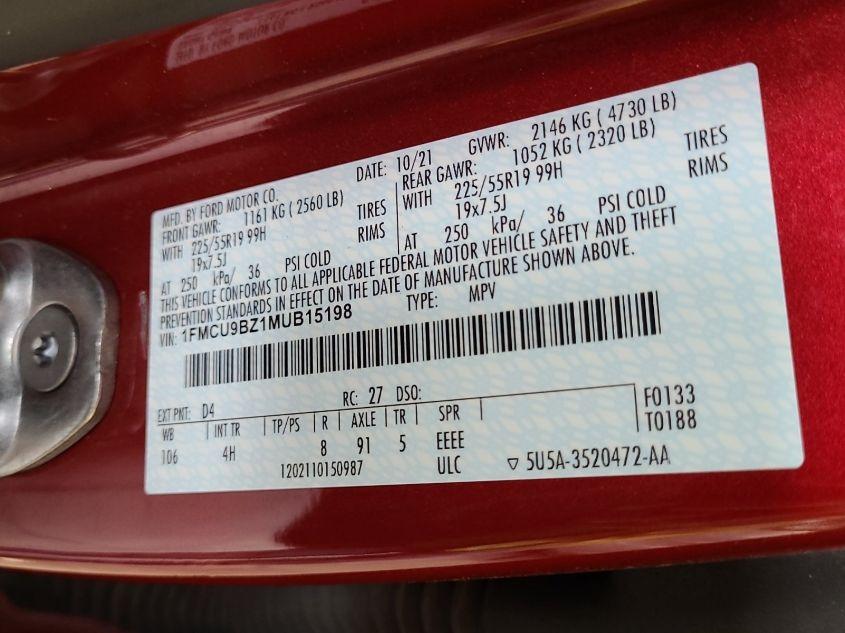 FORD ESCAPE SE HYBRID 2021