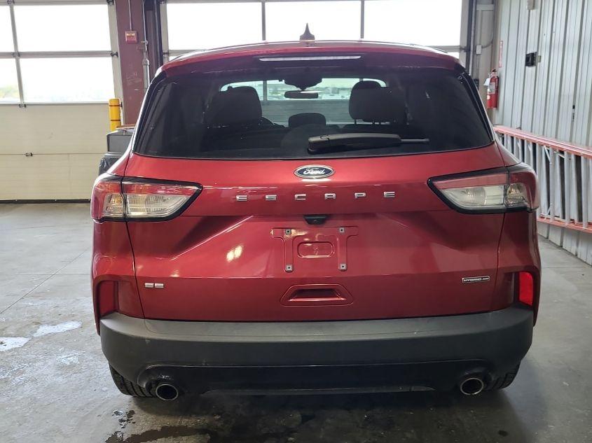 FORD ESCAPE SE HYBRID 2021