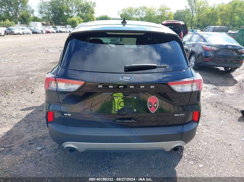 FORD ESCAPE SE 2022