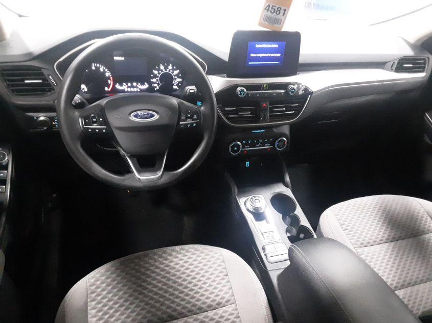 FORD ESCAPE SE 2020