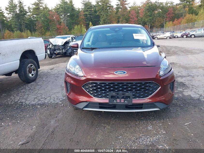 FORD ESCAPE SE 2021