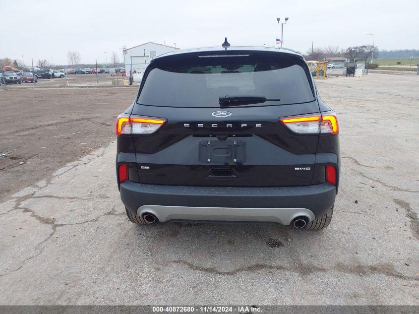 FORD ESCAPE SE 2022