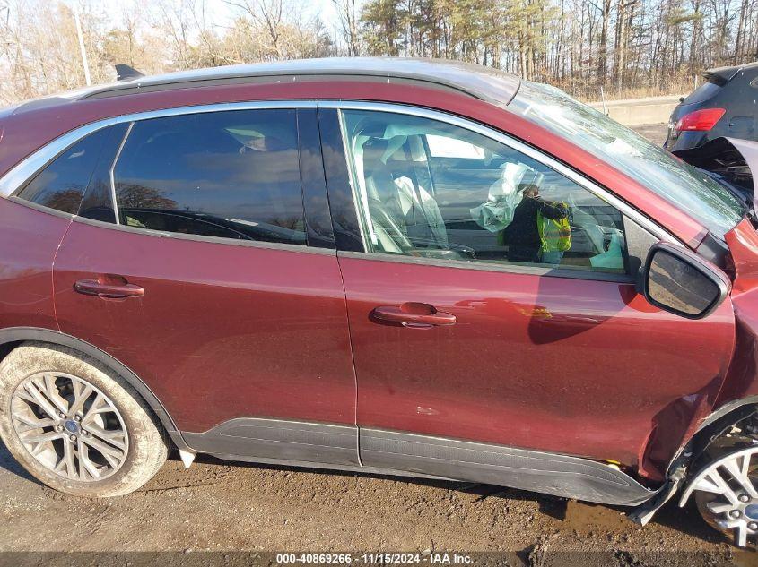 FORD ESCAPE SEL 2021