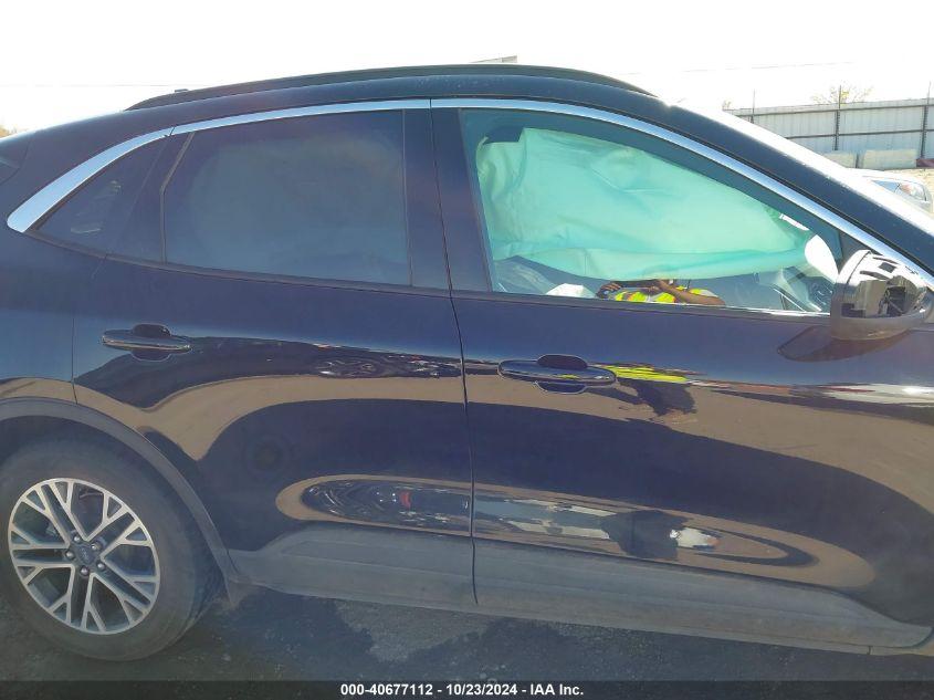 FORD ESCAPE SEL 2020