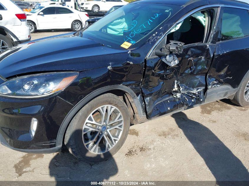 FORD ESCAPE SEL 2020