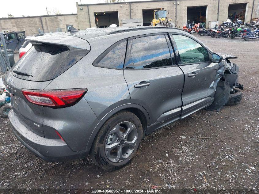 FORD ESCAPE ST-LINE 2024