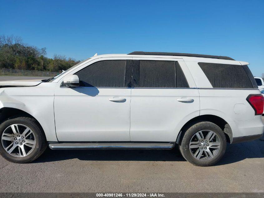 FORD EXPEDITION XLT 2023