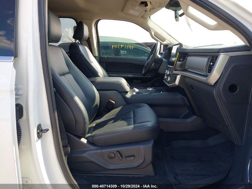 FORD EXPEDITION XLT 2024