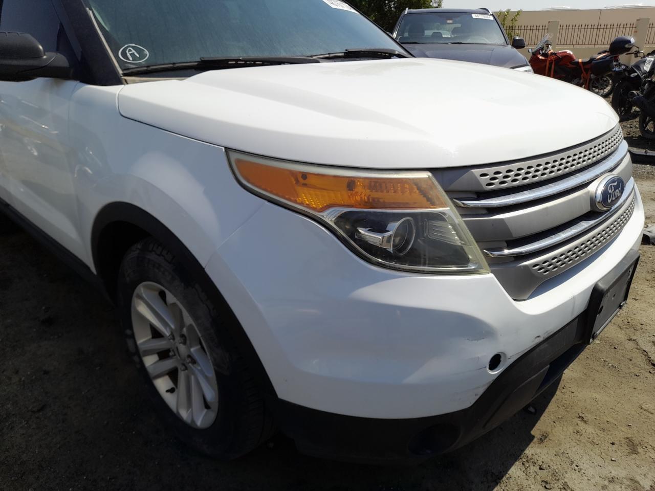 FORD EXPLORER  2015
