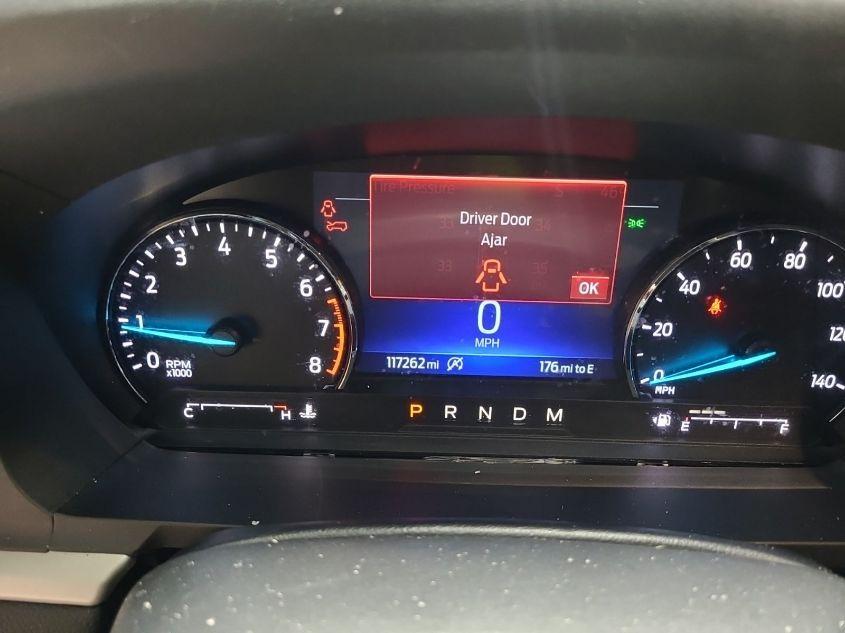 FORD EXPLORER XLT 2020