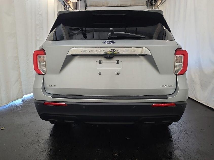 FORD EXPLORER XLT 2021