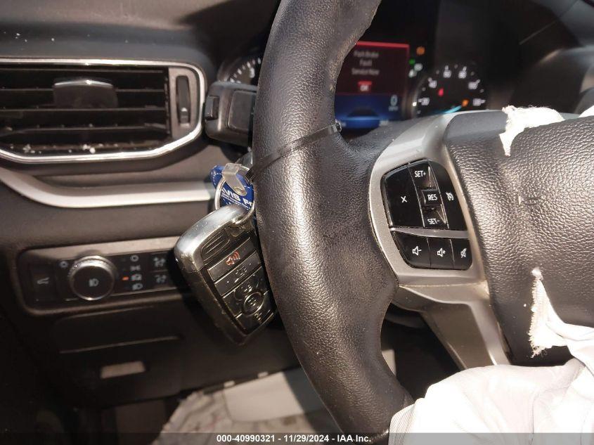 FORD EXPLORER XLT 2022