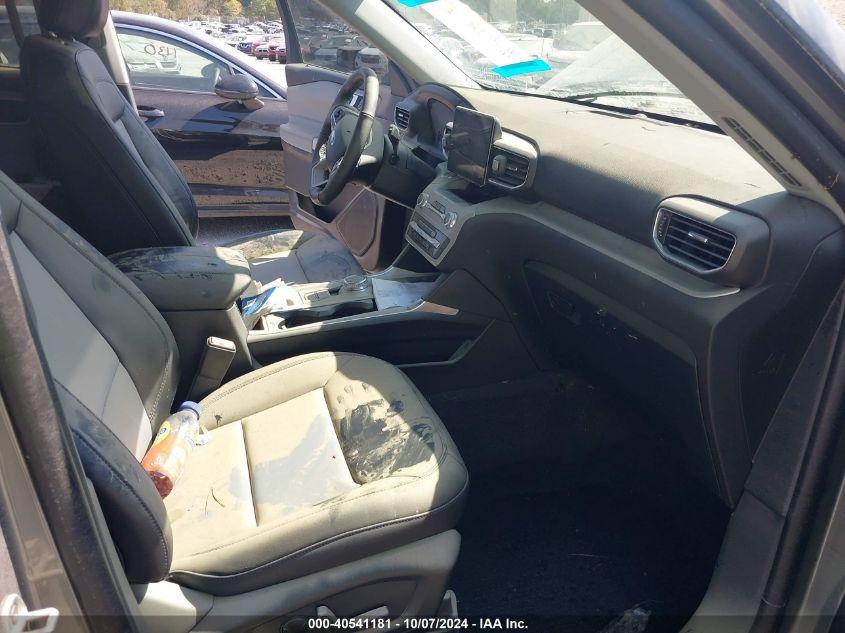 FORD EXPLORER XLT 2023