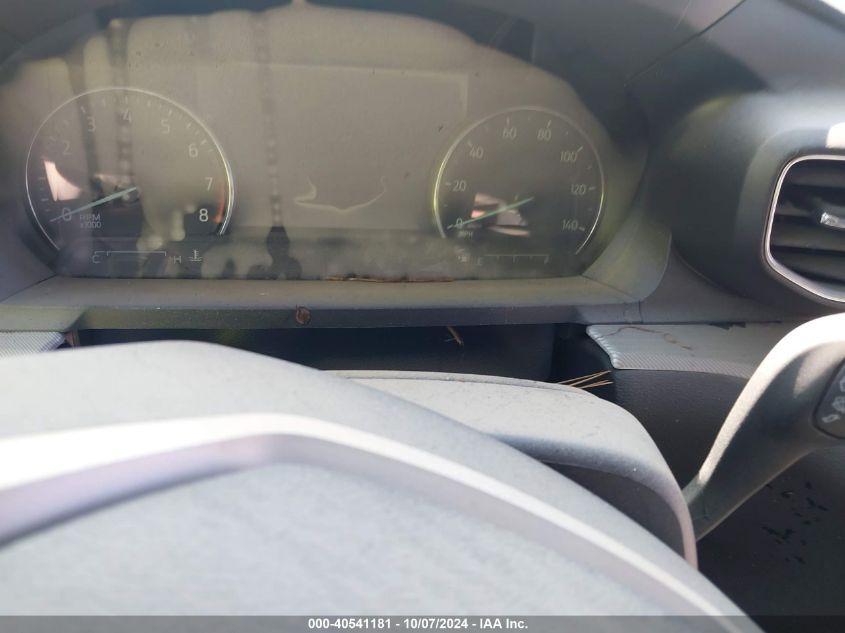 FORD EXPLORER XLT 2023