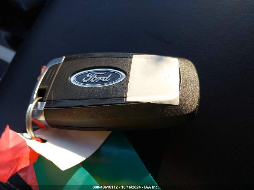 FORD EXPLORER XLT 2023