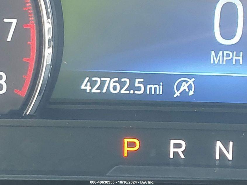 FORD EXPLORER XLT 2021