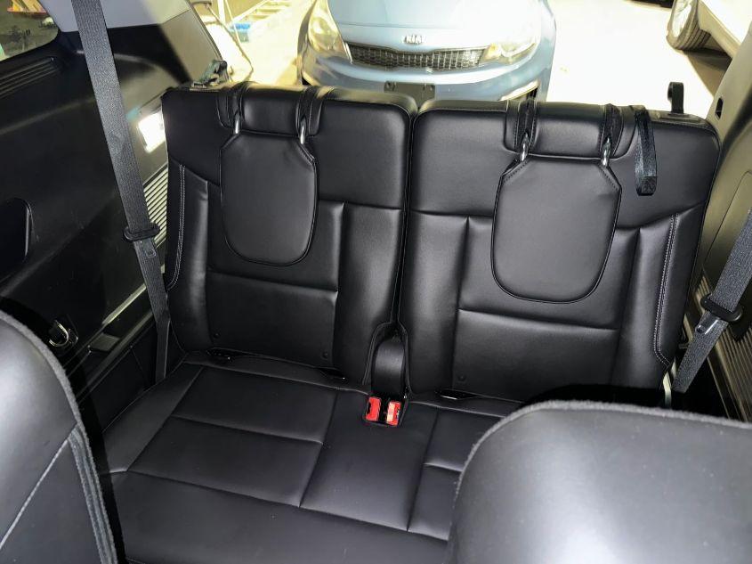 FORD EXPLORER XLT 2021