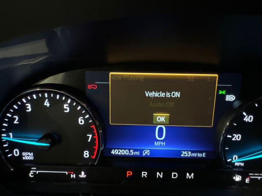 FORD EXPLORER XLT 2021