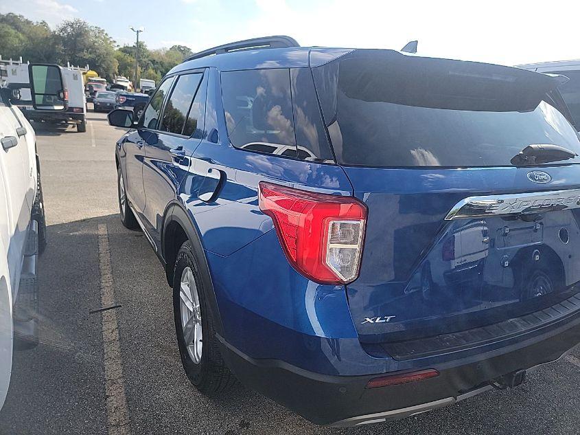 FORD EXPLORER XLT 2021