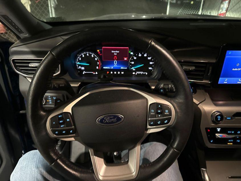 FORD EXPLORER XLT 2021