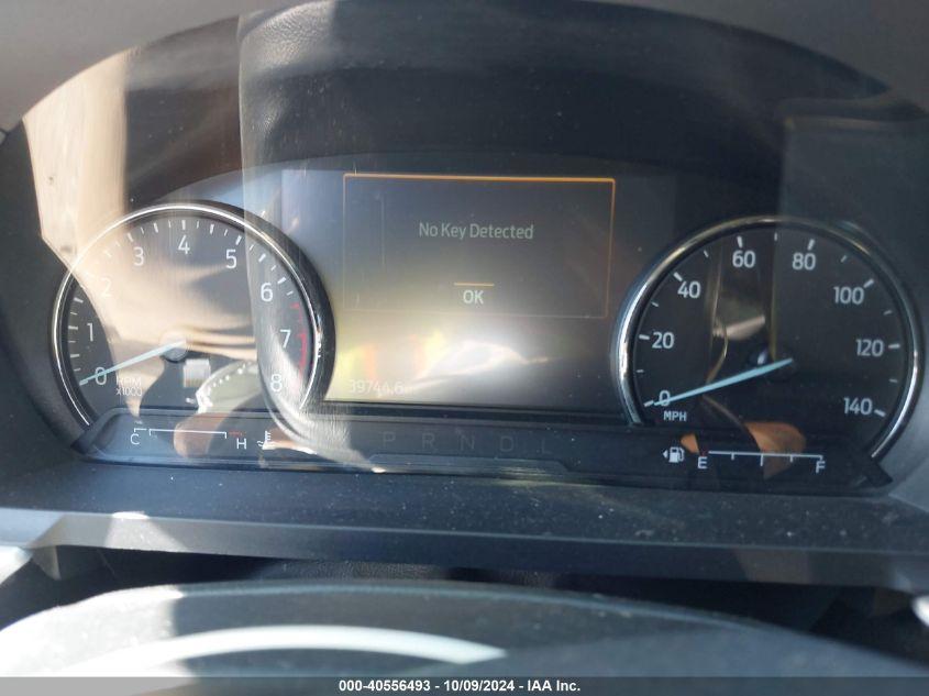 FORD EXPLORER XLT 2022